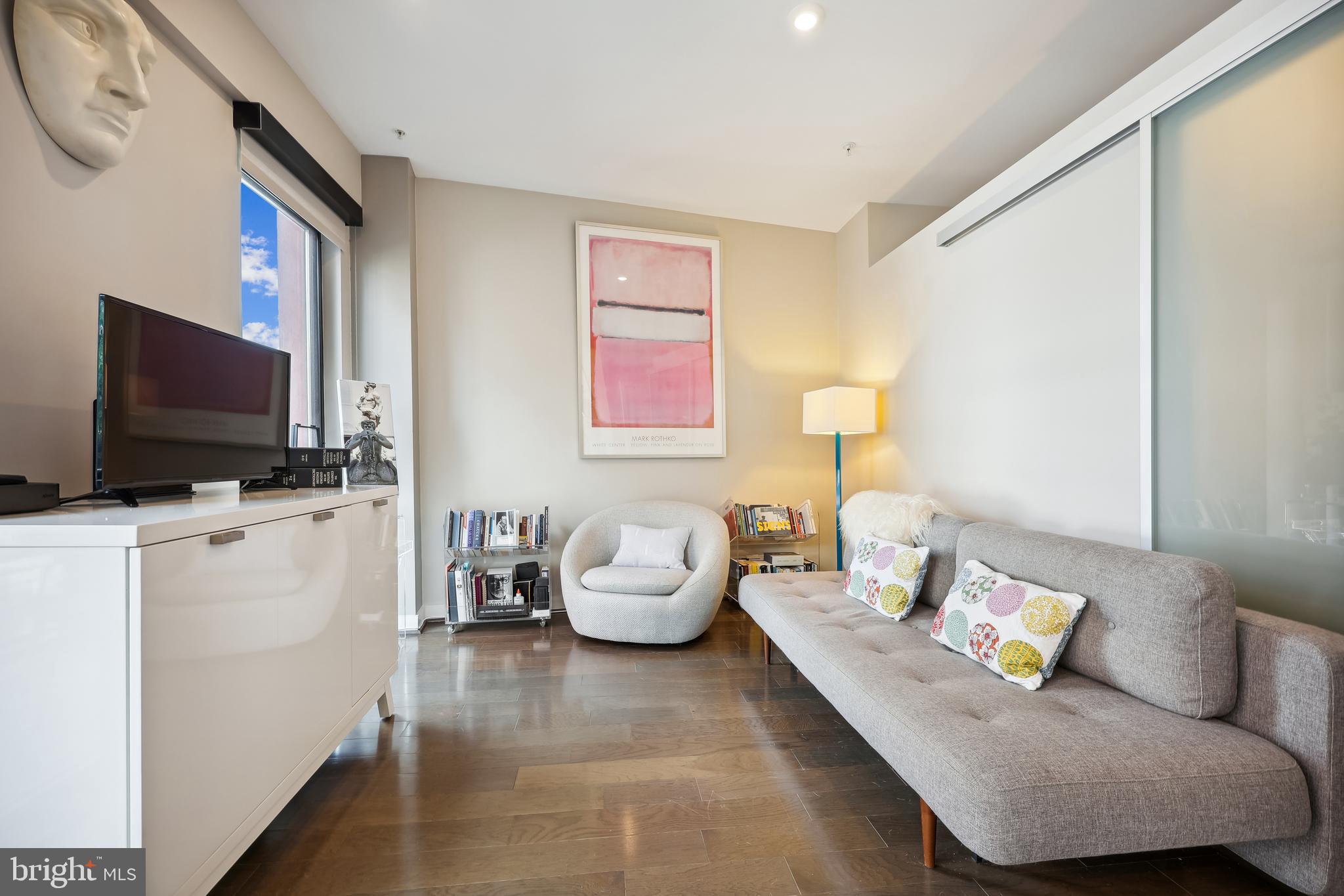 1320 Fenwick Lane, Unit 609 Silver Spring, MD 20910 - Photo 8 of 46 Living Area