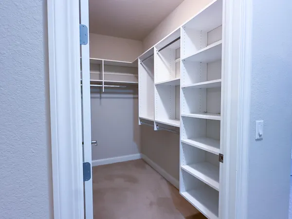 $448,000 | 19185 Thomson Drive, Unit 204, Brookfield, WI 53045