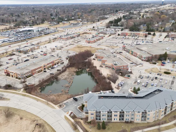 $448,000 | 19185 Thomson Drive, Unit 204, Brookfield, WI 53045