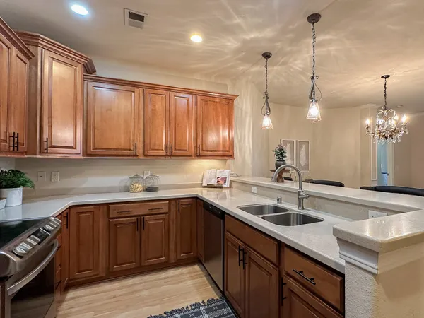 $448,000 | 19185 Thomson Drive, Unit 204, Brookfield, WI 53045