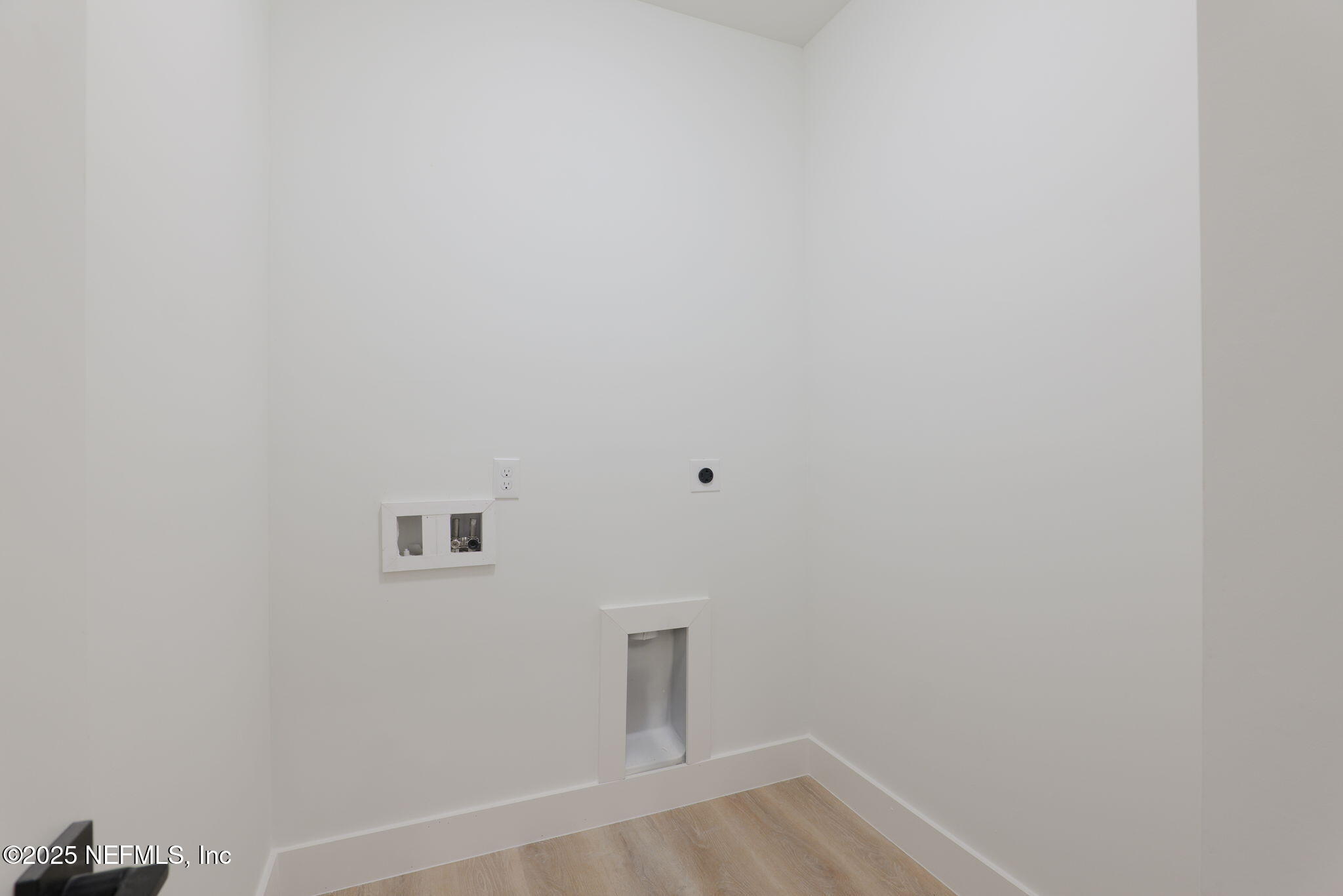 1115 Fruit Cove Road St. Johns, FL 32259 - Photo 17 of 43 Laundry Room