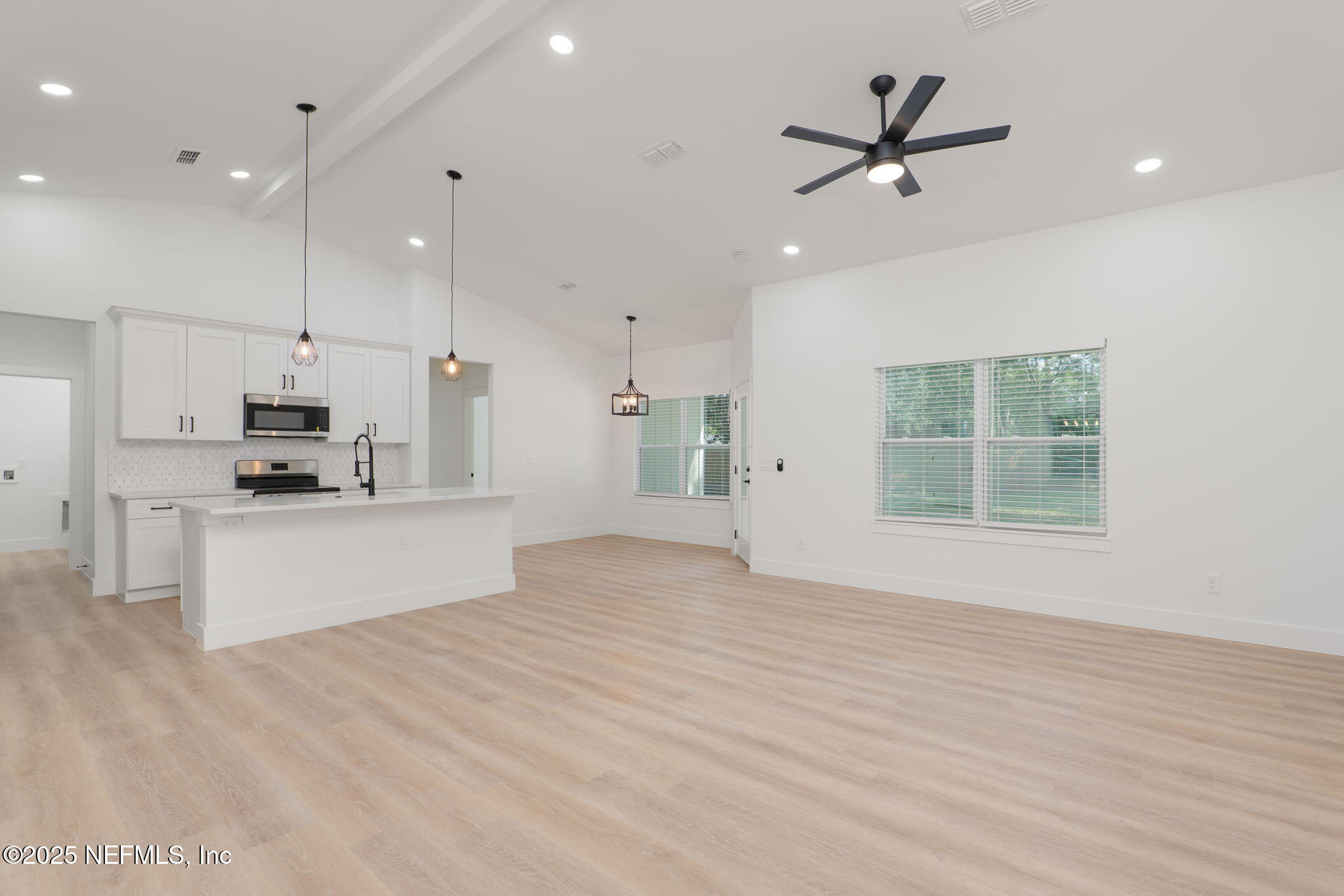 1115 Fruit Cove Road St. Johns, FL 32259 - Photo 10 of 43 Living/Kitchen