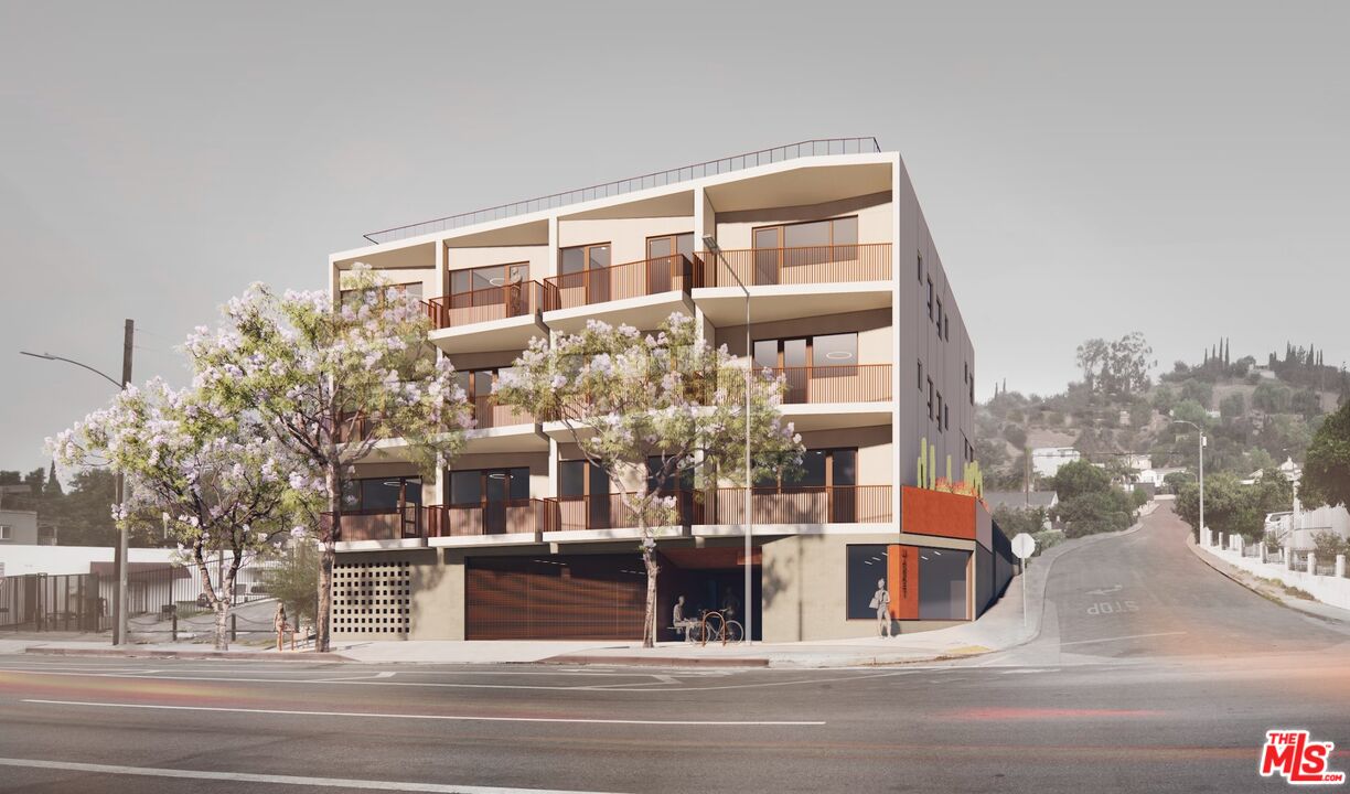 4215 Huntington Dr South  