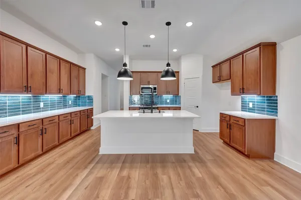 $343,990 | 14010 Baikal Mnr Drive, Santa Fe, TX 77510