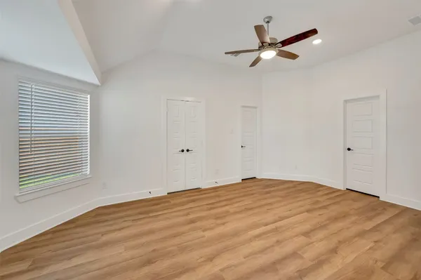 $343,990 | 14010 Baikal Mnr Drive, Santa Fe, TX 77510