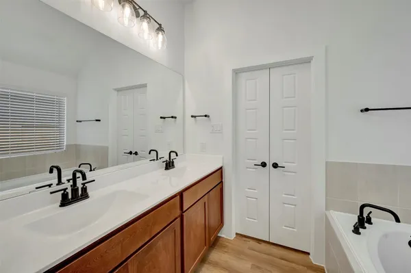 $343,990 | 14010 Baikal Mnr Drive, Santa Fe, TX 77510