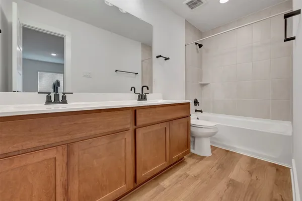 $343,990 | 14010 Baikal Mnr Drive, Santa Fe, TX 77510