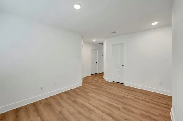 $343,990 | 14010 Baikal Mnr Drive, Santa Fe, TX 77510