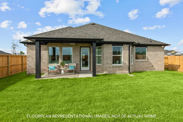 $372,990 | 14010 Baikal Mnr Drive, Santa Fe, TX 77510