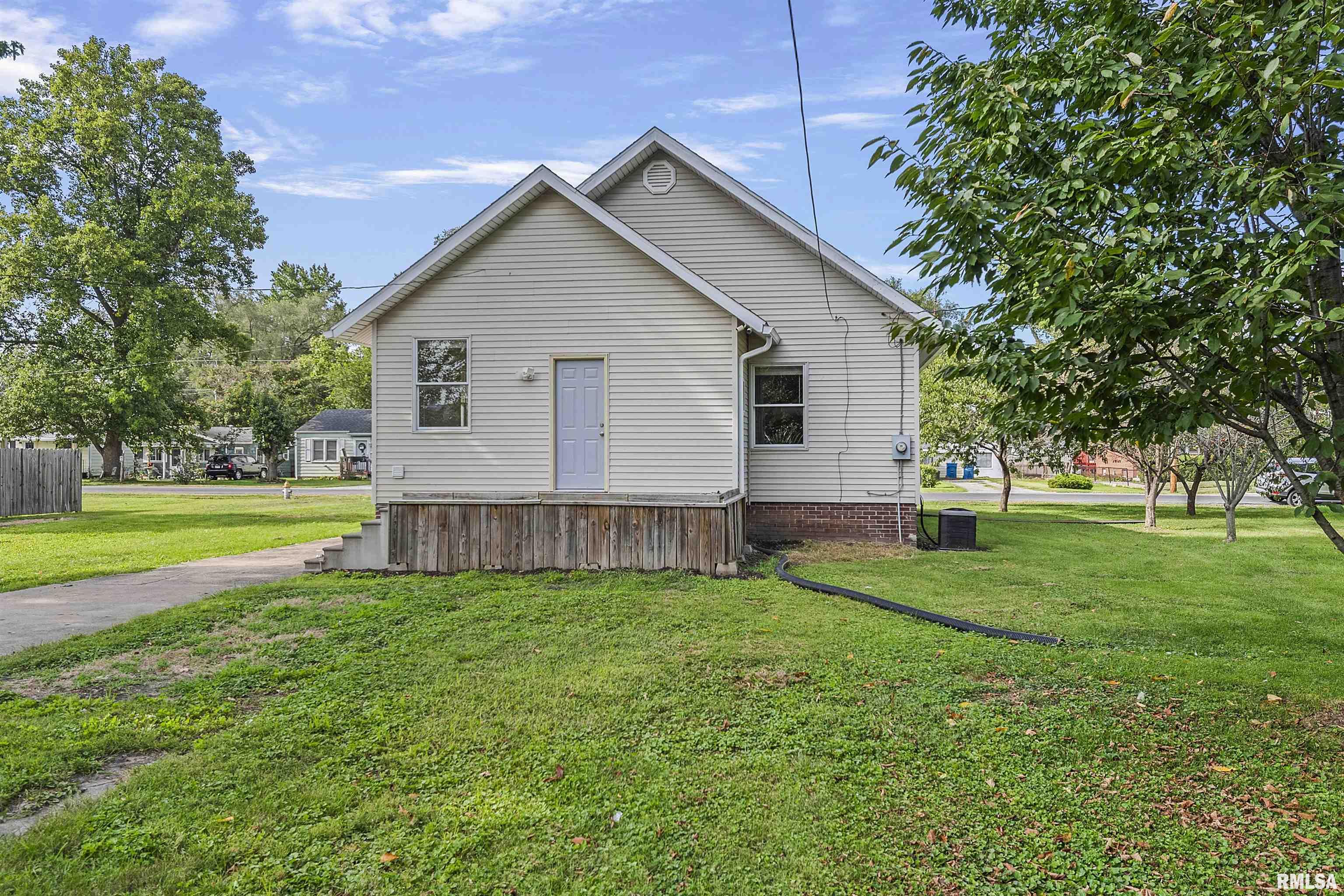 1900 East Watch Avenue Springfield, IL 62702 - Photo 25 of 28