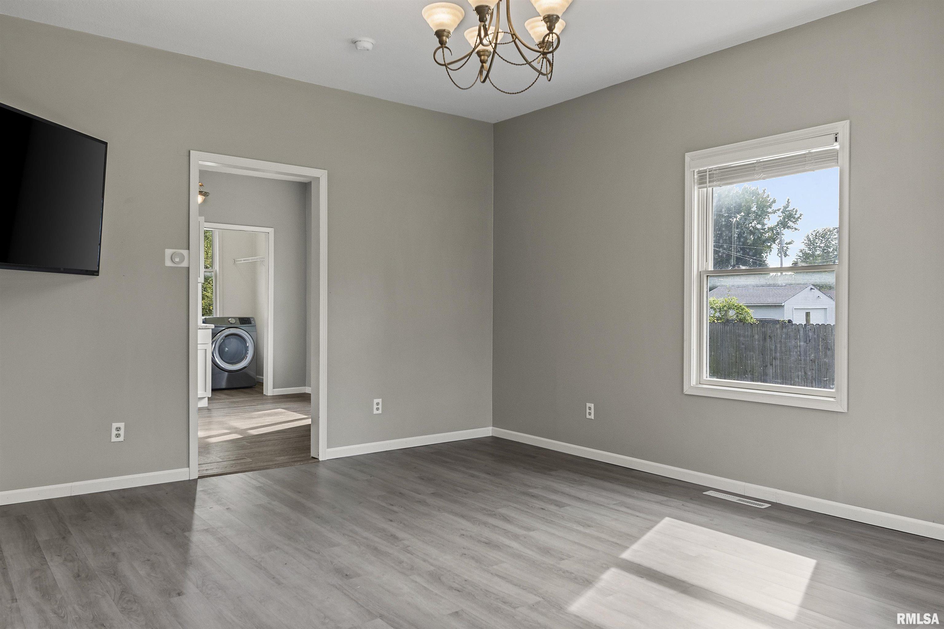 1900 East Watch Avenue Springfield, IL 62702 - Photo 4 of 28