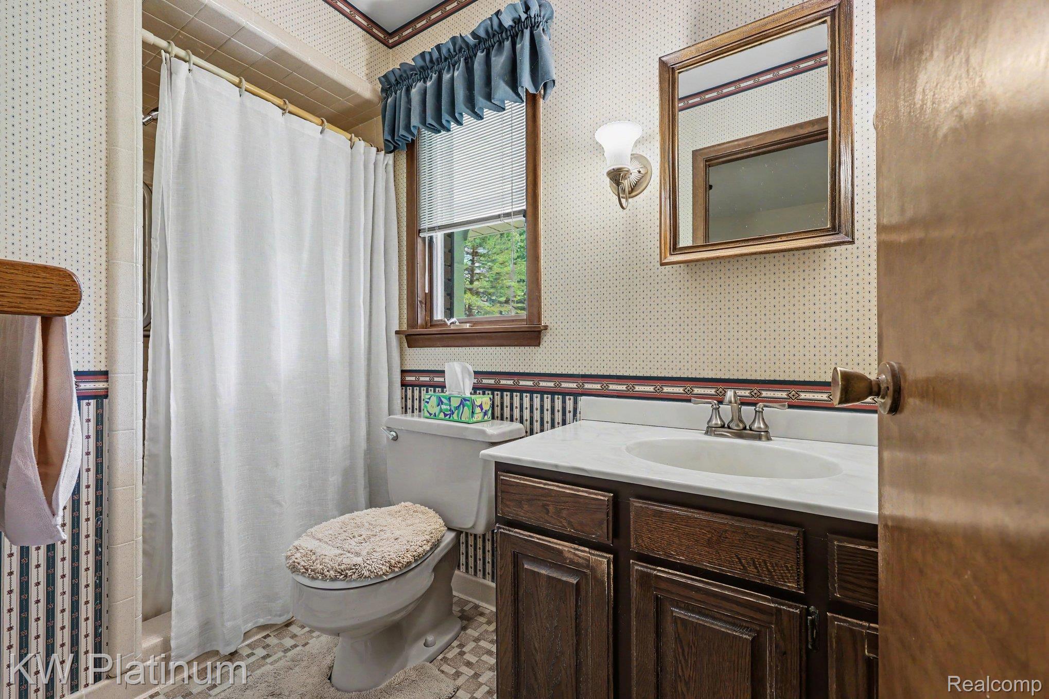 9474 Bartel Road Columbus, MI 48063 - Photo 17 of 31 017_file_8184.jpg
