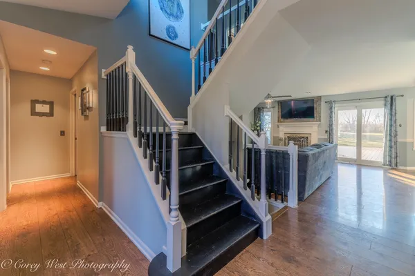 $565,000 | 10215 Ridge Lane, Huntley, IL 60142