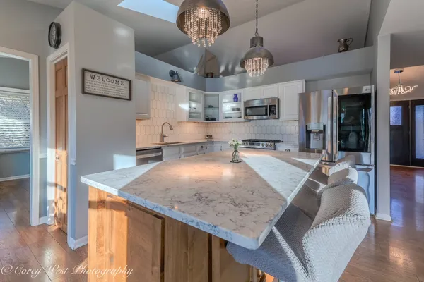 $565,000 | 10215 Ridge Lane, Huntley, IL 60142
