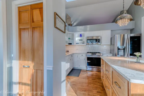 $565,000 | 10215 Ridge Lane, Huntley, IL 60142