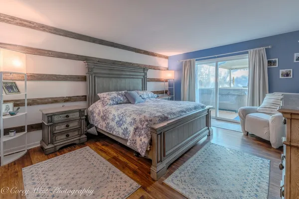 $565,000 | 10215 Ridge Lane, Huntley, IL 60142
