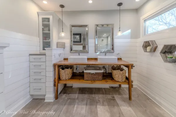$565,000 | 10215 Ridge Lane, Huntley, IL 60142