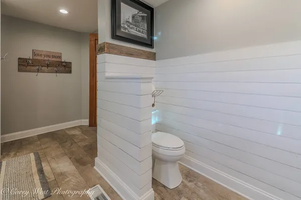 $565,000 | 10215 Ridge Lane, Huntley, IL 60142