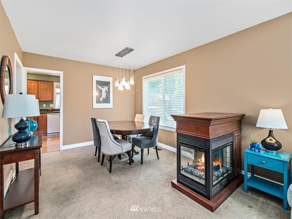 14031 Southeast 158th Street Renton, WA 98058 - Photo 4 of 25 Gallery Image 4