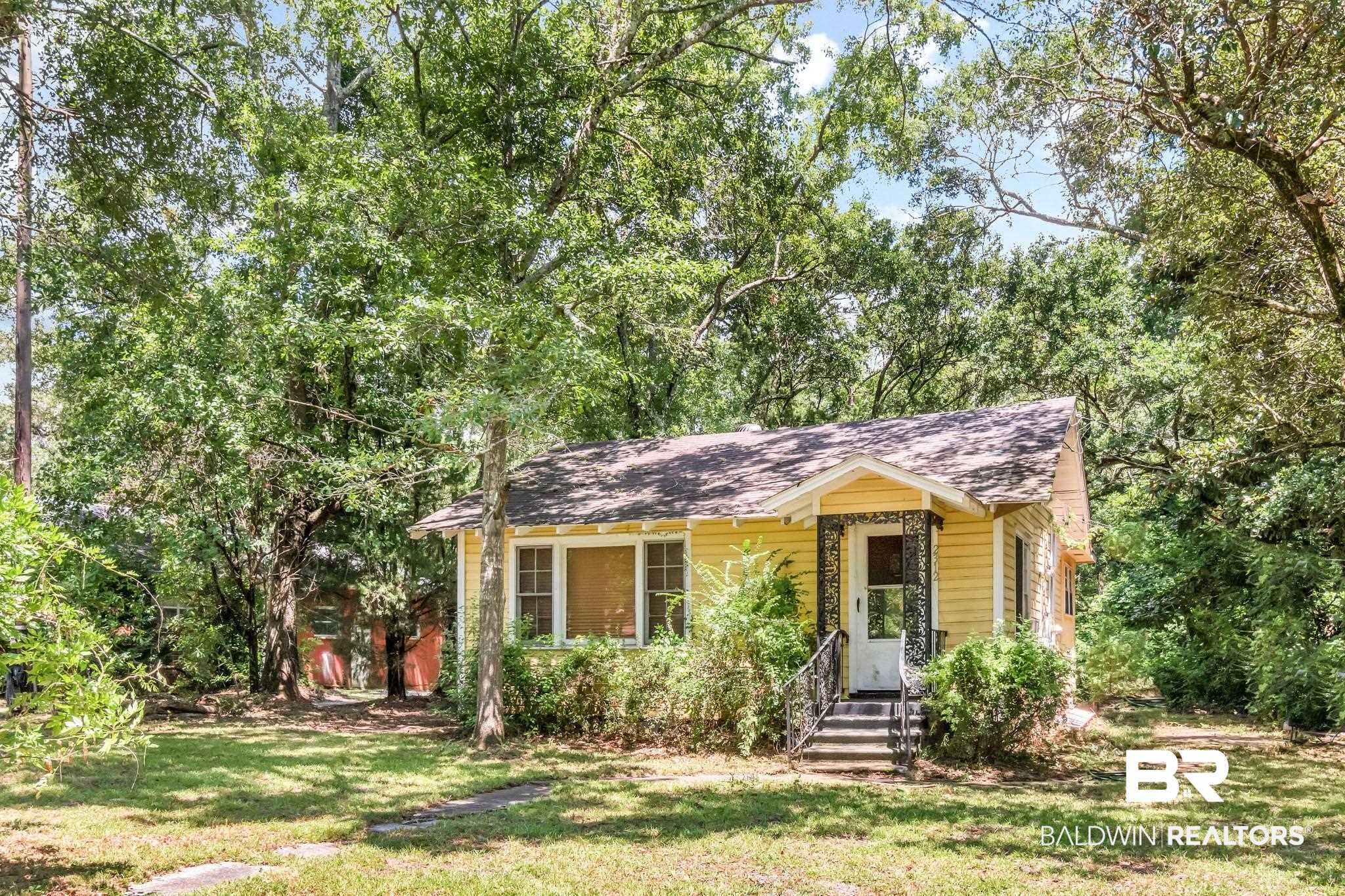 2312 Old Military Road Mobile, AL 36605 - Photo 3 of 17
