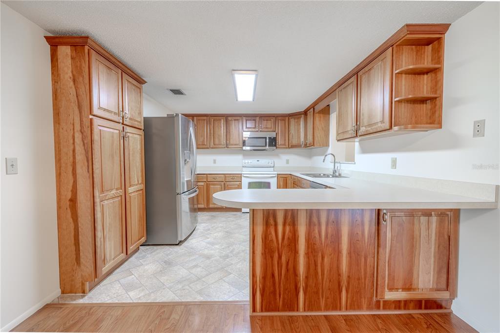 12220 Twin Branch Acres Road Tampa, FL 33626 - Photo 4 of 52