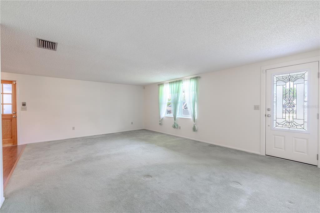 12220 Twin Branch Acres Road Tampa, FL 33626 - Photo 4 of 53