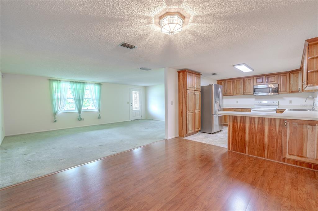 12220 Twin Branch Acres Road Tampa, FL 33626 - Photo 8 of 52