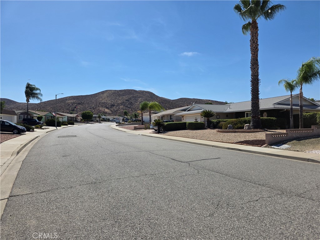 25831 Sandy Lodge Road Menifee, CA 92586 - Photo 19 of 24
