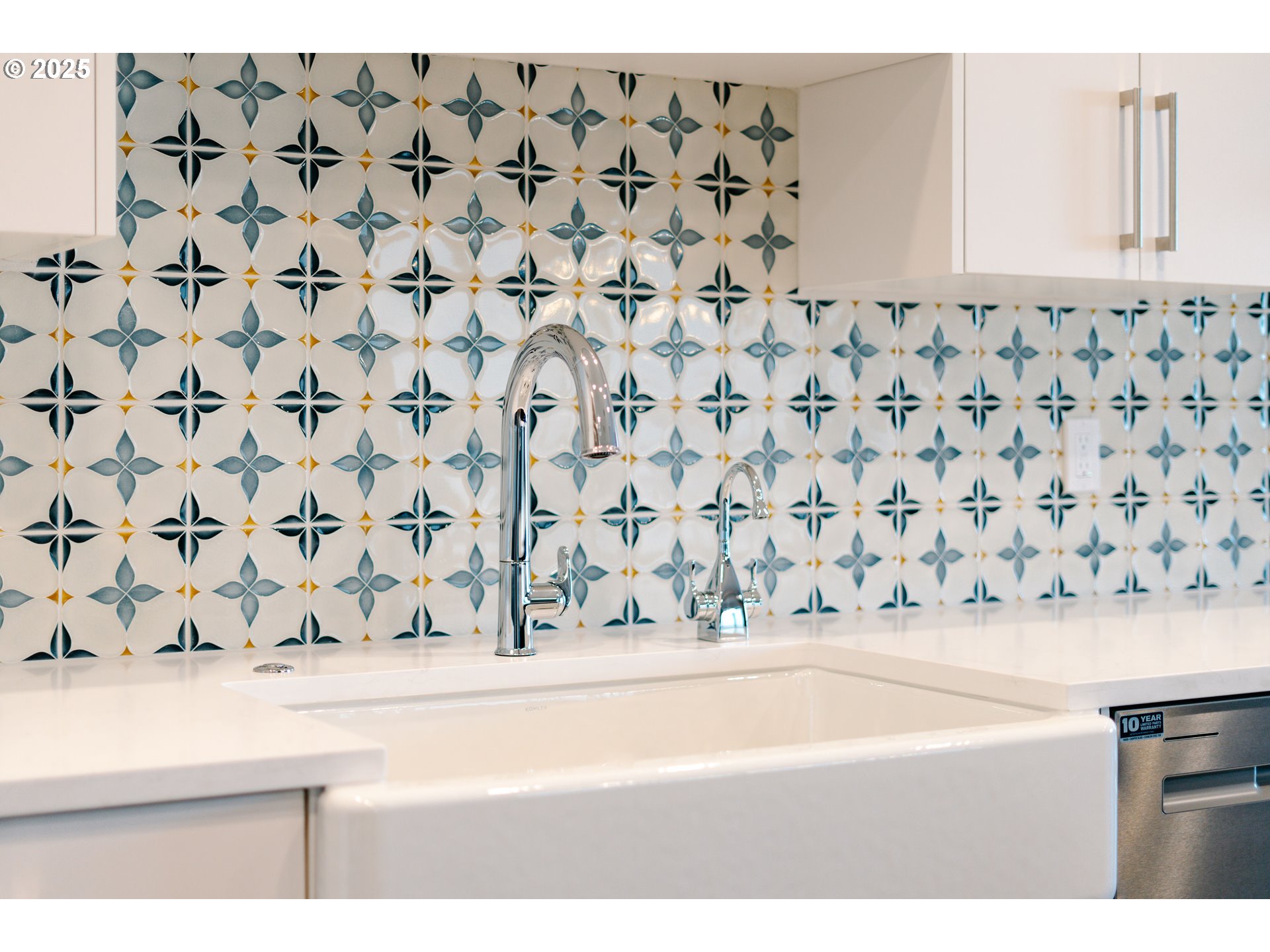 1414 Southwest 3rd Avenue, Unit 2902 Portland, OR 97201 - Photo 14 of 45 a bathroom with a bathtub and shower