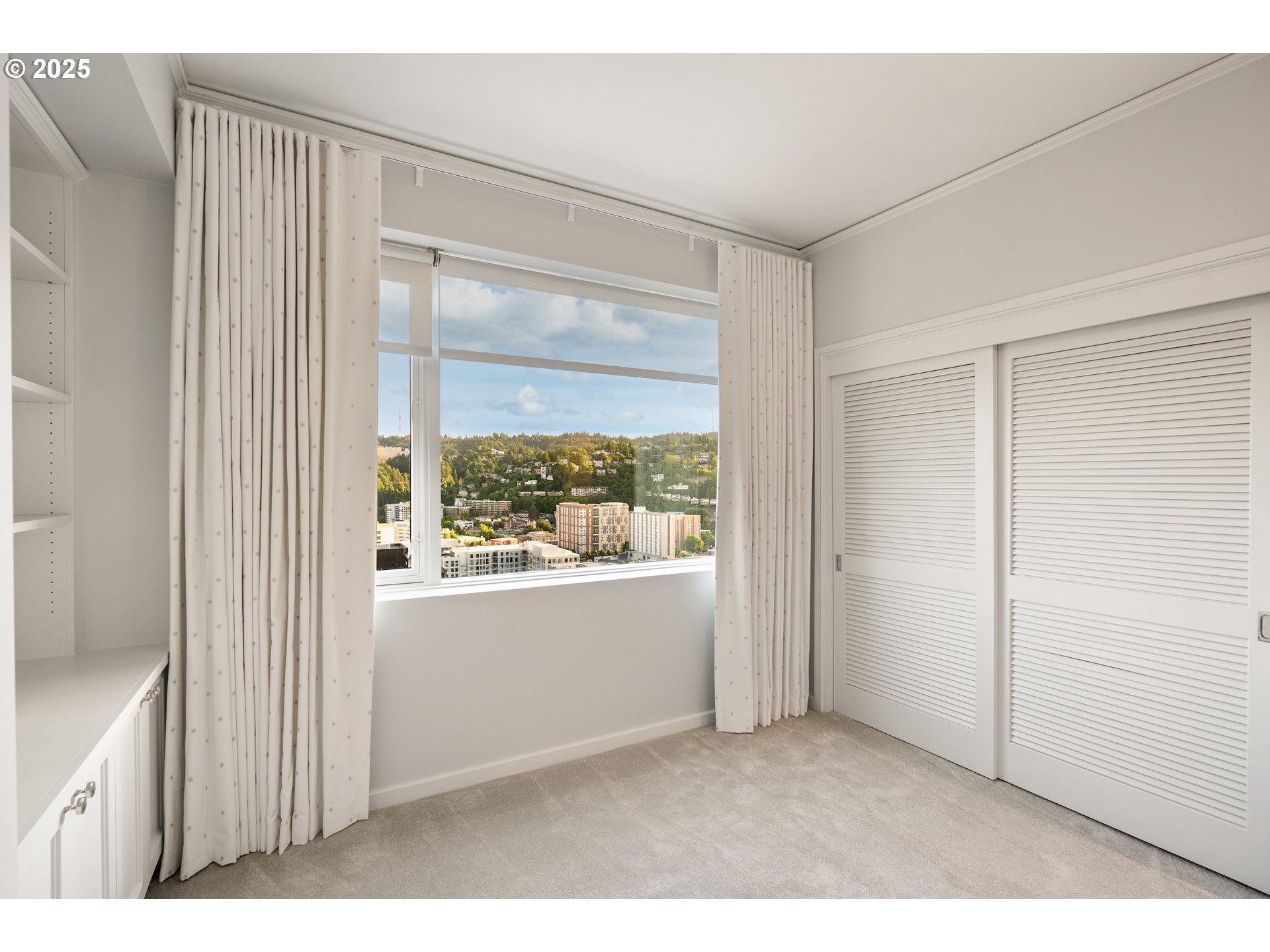 1414 Southwest 3rd Avenue, Unit 2902 Portland, OR 97201 - Photo 39 of 45 a view of an empty room and window