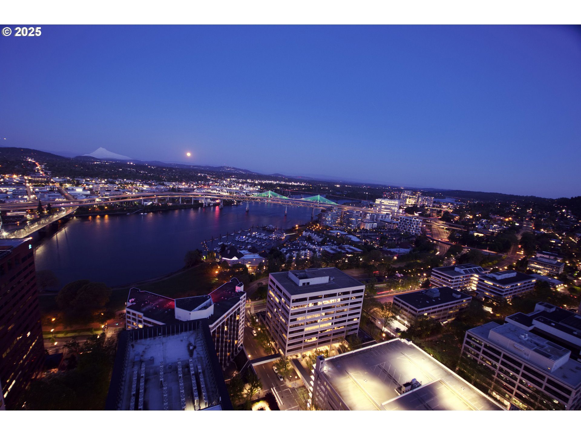 1414 Southwest 3rd Avenue, Unit 2902 Portland, OR 97201 - Photo 41 of 45 a view of city and ocean