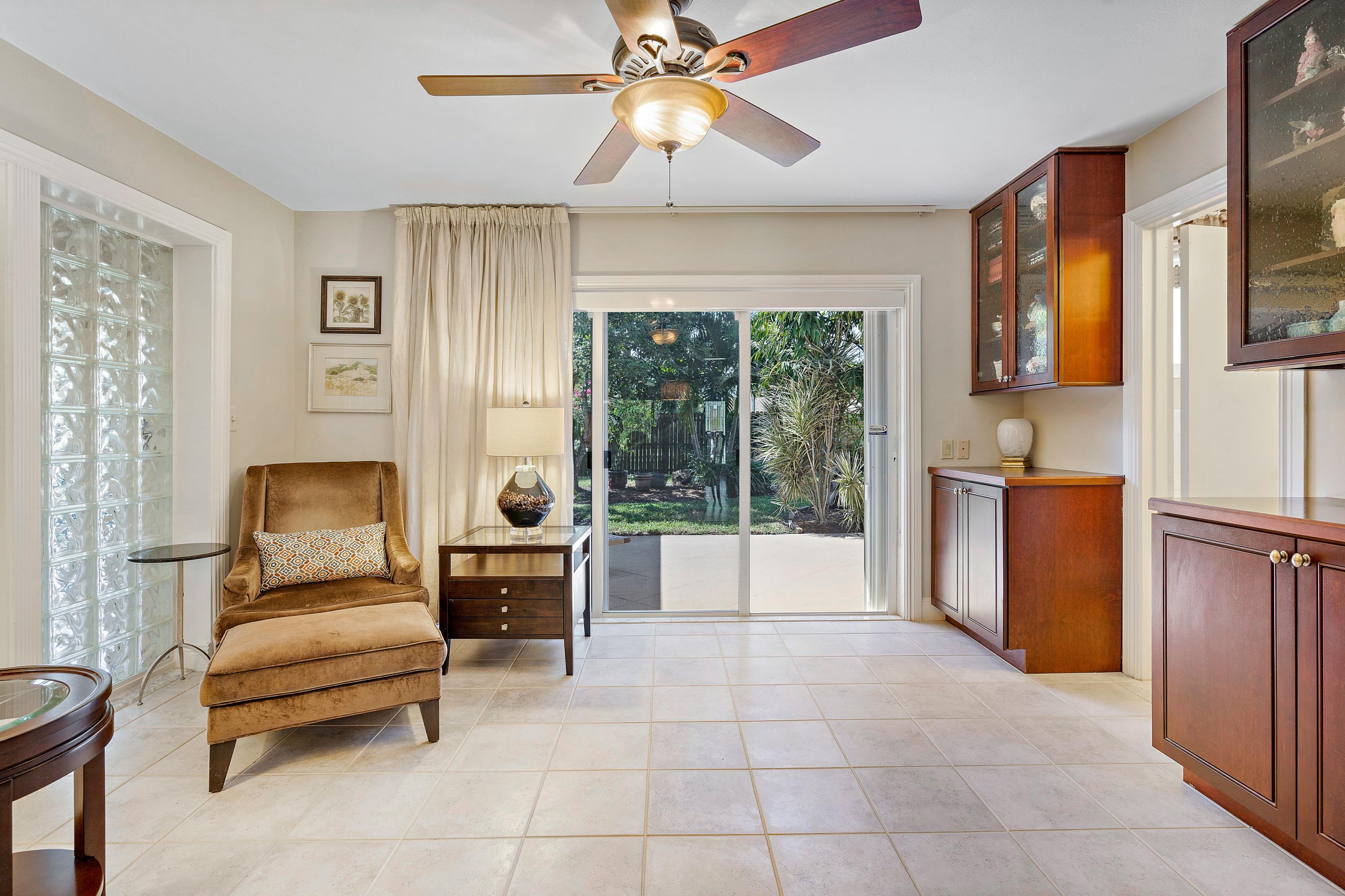 1101 Northwest 3rd Avenue Boca Raton, FL 33432 - Photo 6 of 27 Florida Room
