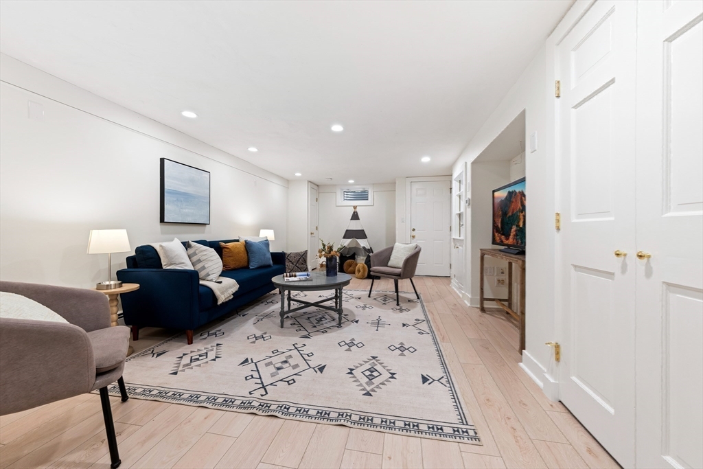 18 Isaac Davis Road Concord, MA 01742 - Photo 30 of 42