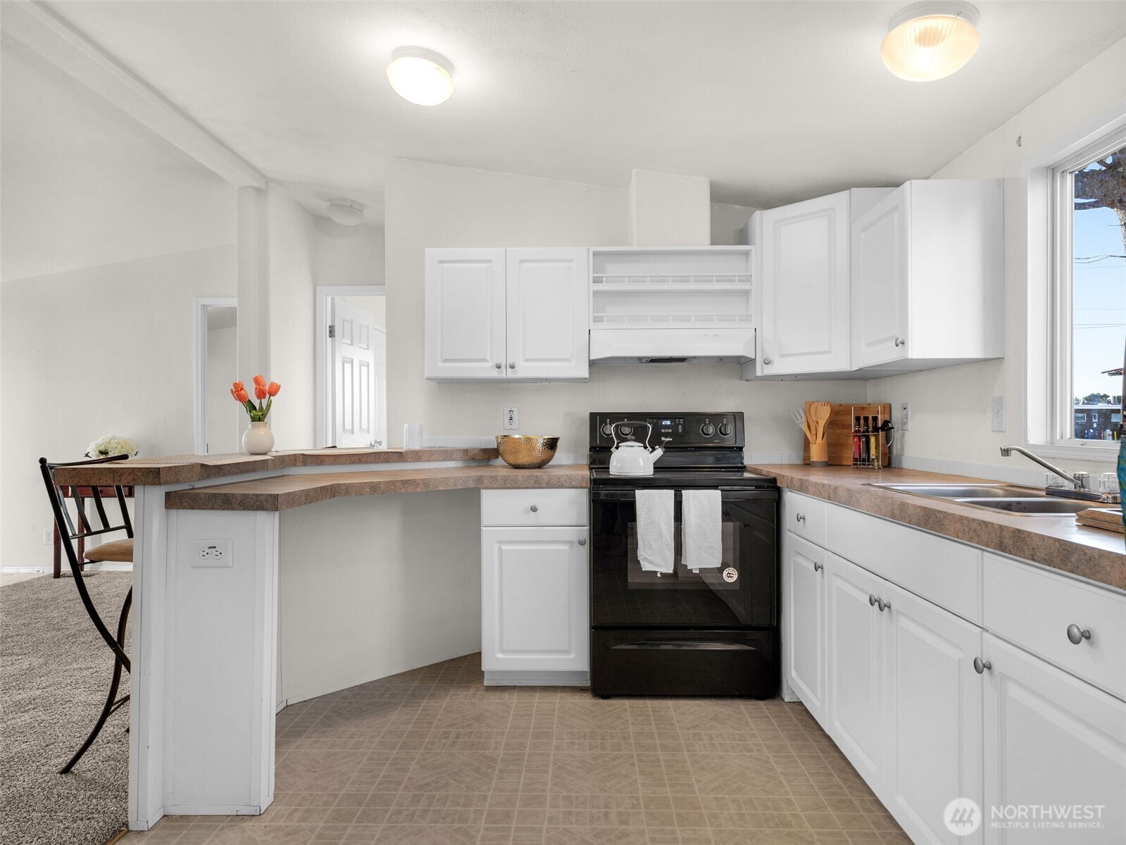 208 2nd Street South Long Beach, WA 98631 - Photo 14 of 36