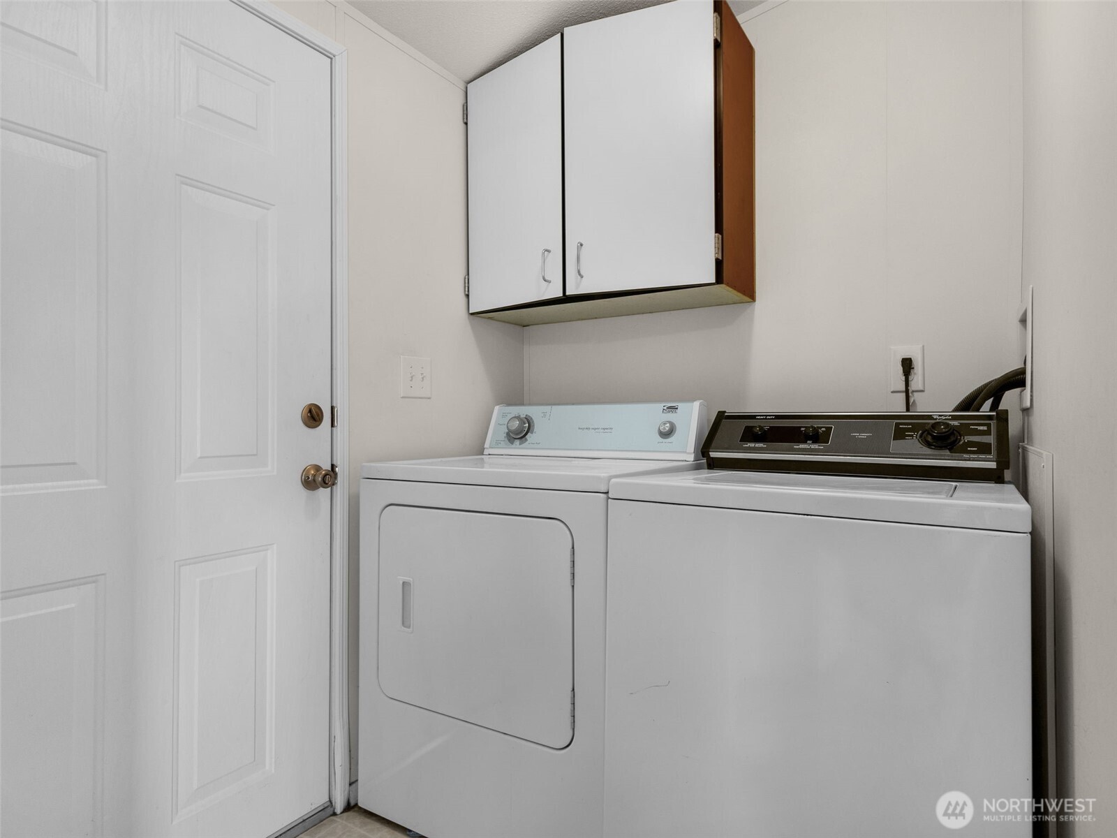 208 2nd Street South Long Beach, WA 98631 - Photo 15 of 36