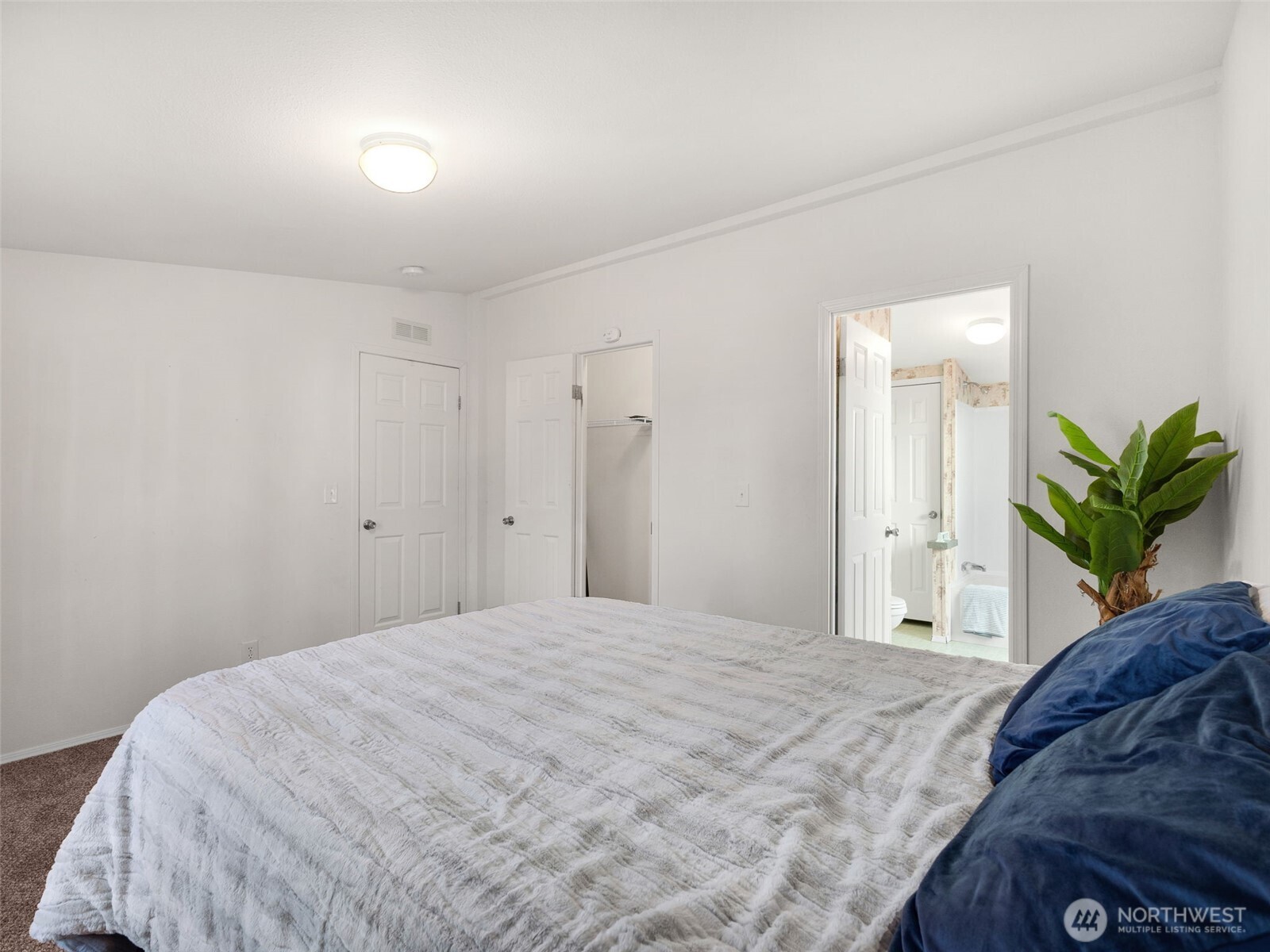 208 2nd Street South Long Beach, WA 98631 - Photo 18 of 36