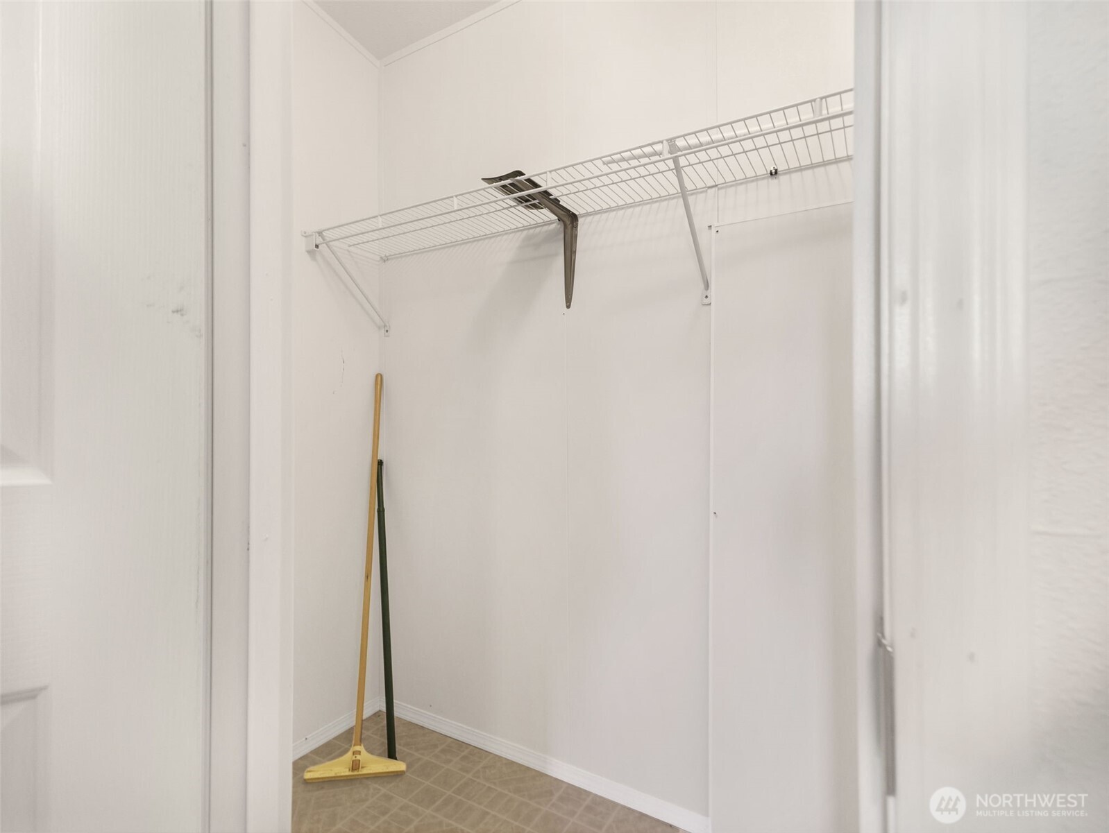 208 2nd Street South Long Beach, WA 98631 - Photo 19 of 36