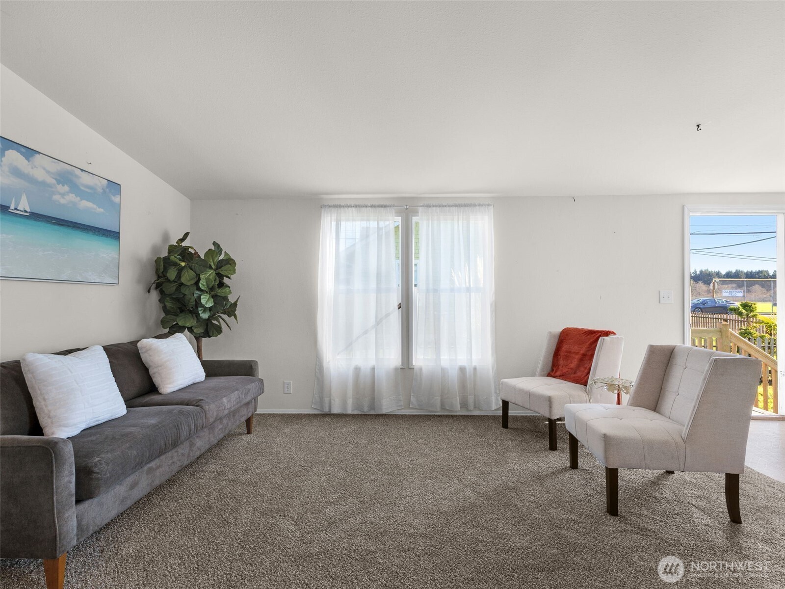 208 2nd Street South Long Beach, WA 98631 - Photo 7 of 36