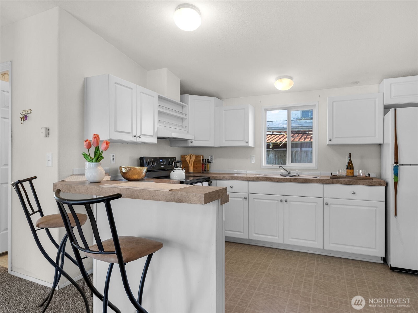 208 2nd Street South Long Beach, WA 98631 - Photo 10 of 36