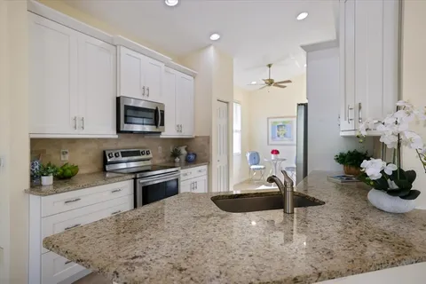 $465,000 | 4211 64th Avenue East, Sarasota, FL 34243