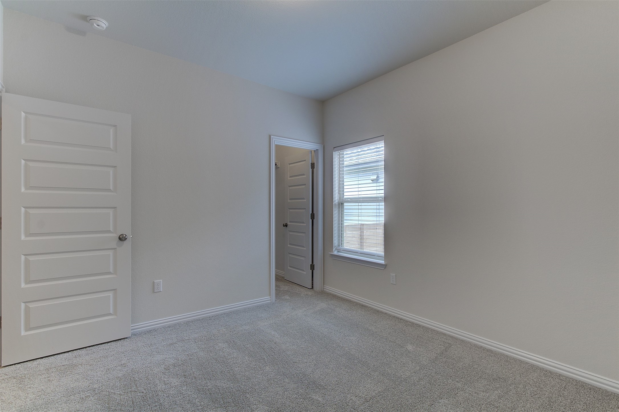 8729 Belknap Rd. Austin, TX 78747 - Photo 27 of 31