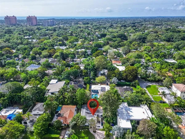 $8,500 | 4072 Park Avenue, Miami, FL 33133