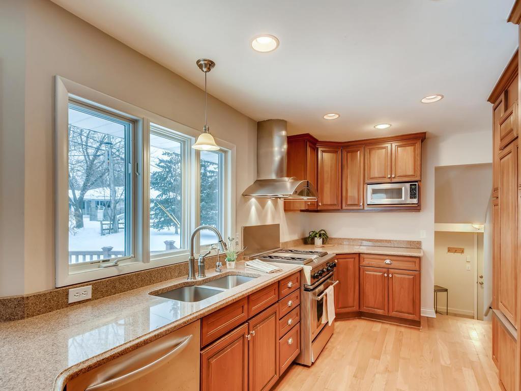 118 West Farmdale Road Hopkins, MN 55343 - Photo 1 of 1 Gallery Image 1