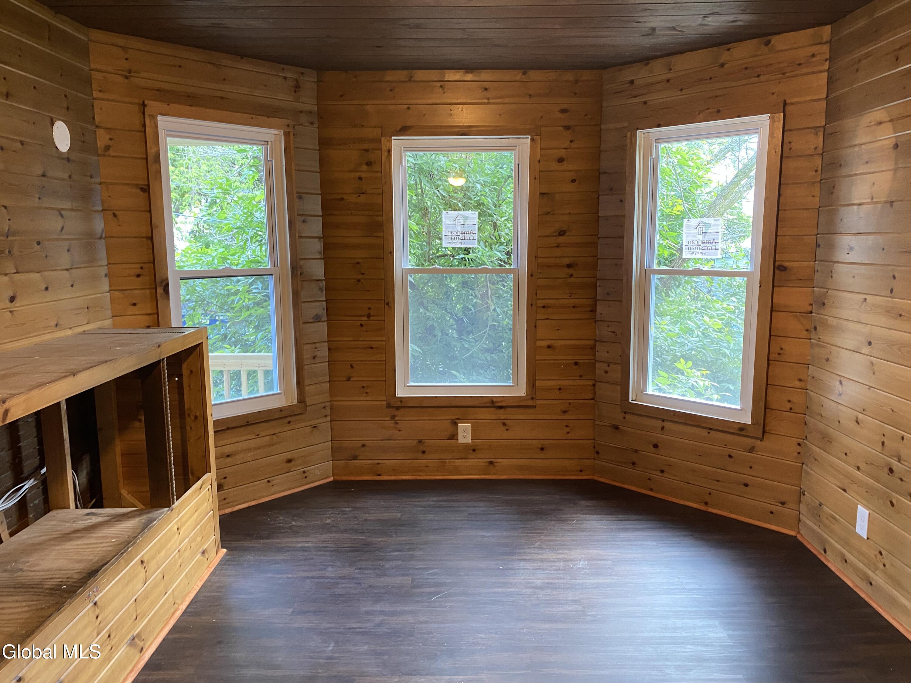 629 Lang Street Schenectady, NY 12308 - Photo 12 of 25 IMG_4280 (2)