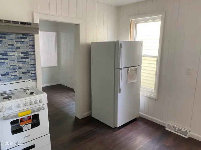 $209,900 | 629 Lang Street, Schenectady, NY 12308