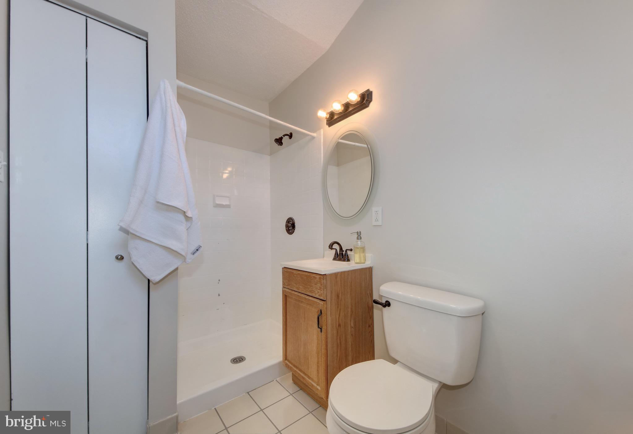 2235 Cartwright Place Reston, VA 20191 - Photo 13 of 43 En suite bathroom with shower
