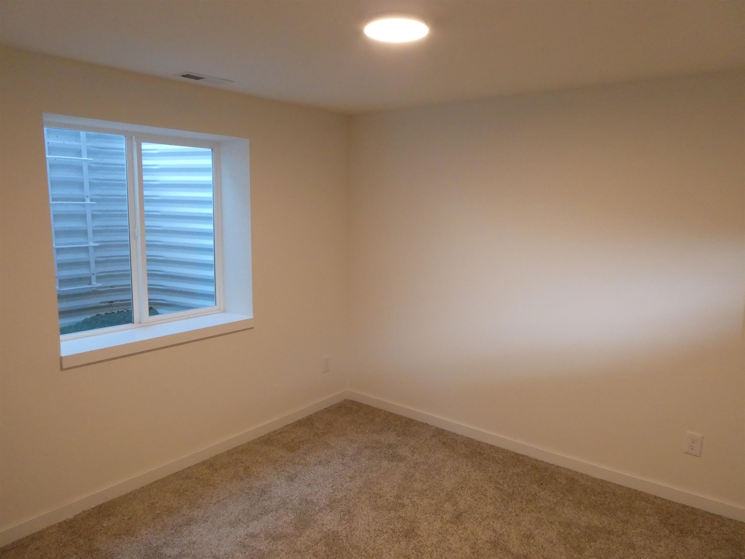 3220 South Custer Street Spokane, WA 99223 - Photo 15 of 25