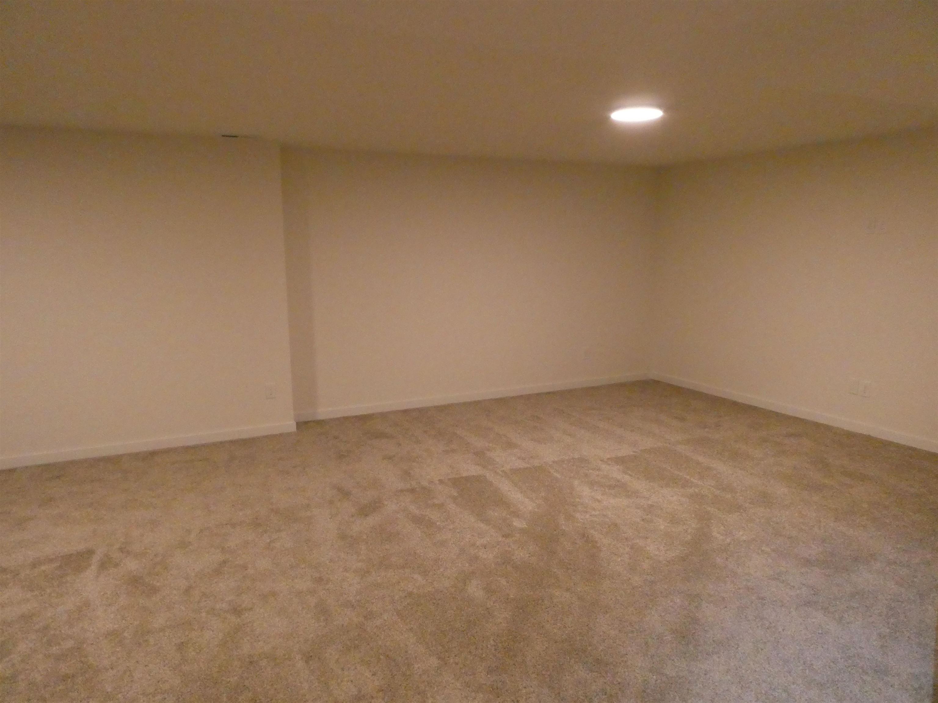 3220 South Custer Street Spokane, WA 99223 - Photo 19 of 25