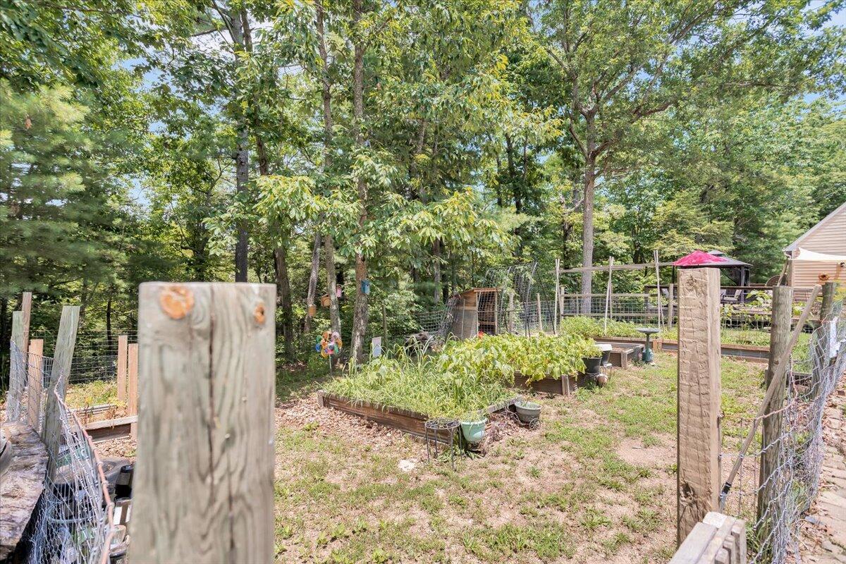 1059 Stonewall Road Blue Ridge, VA 24064 - Photo 25 of 33 30-1059 Stonewall Rd_30