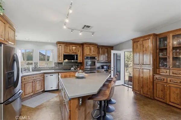 $2,100,000 | 34575 Sycamore Springs Road, Hemet, CA 92544